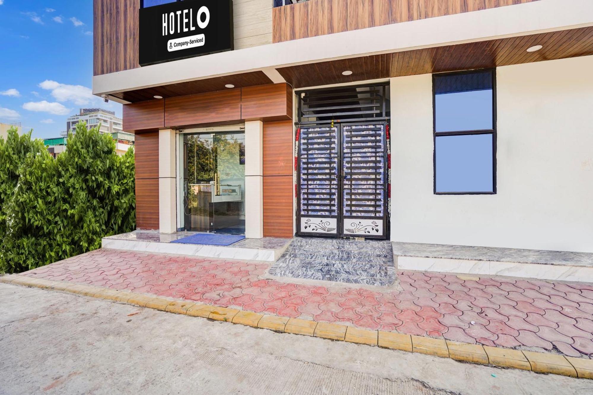 Super Hotel O Brilliant Convention Centre Formerly Madhur Shree Indore Exterior foto